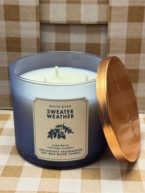 NEW B&BW White Barn Sweater Weather 3 Wick Candle